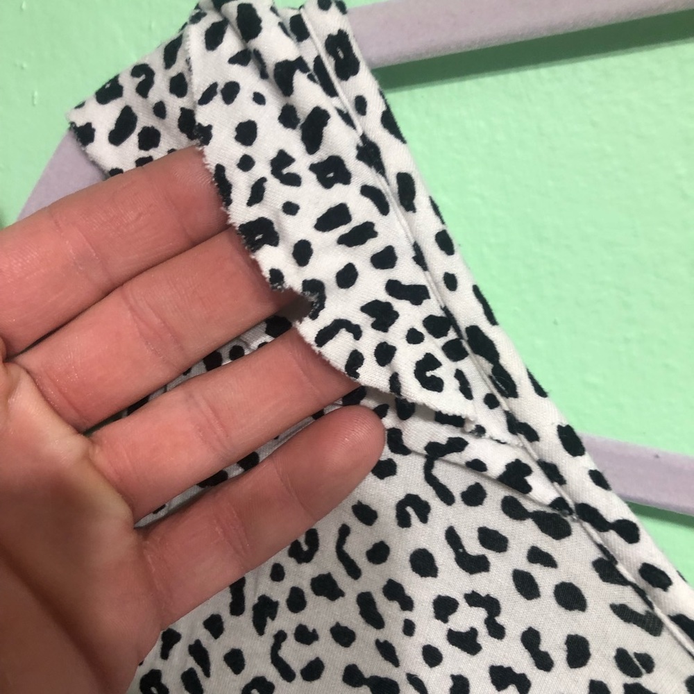 Micro-leopard print chemise. - Picture 4 of 5